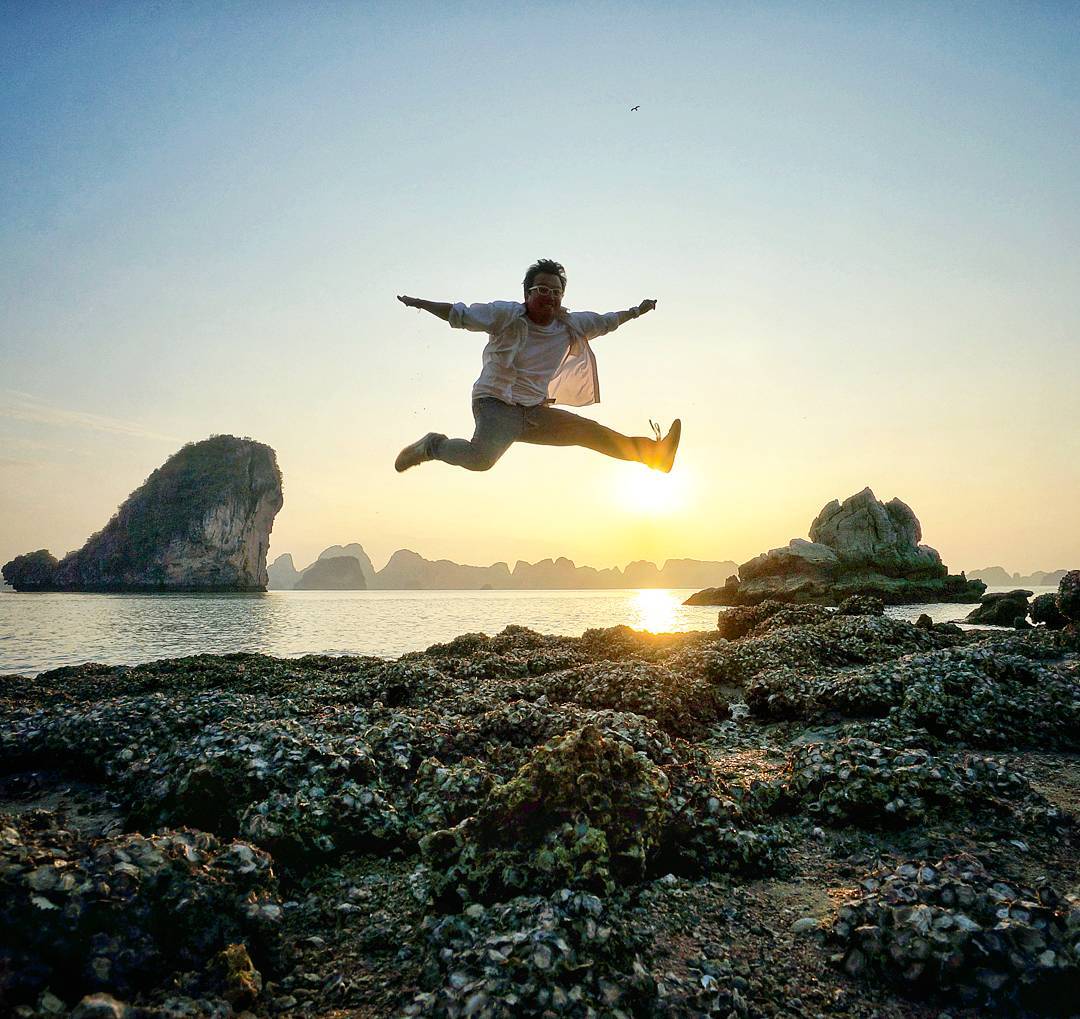 Vietnam · Bai Tu Long Bay